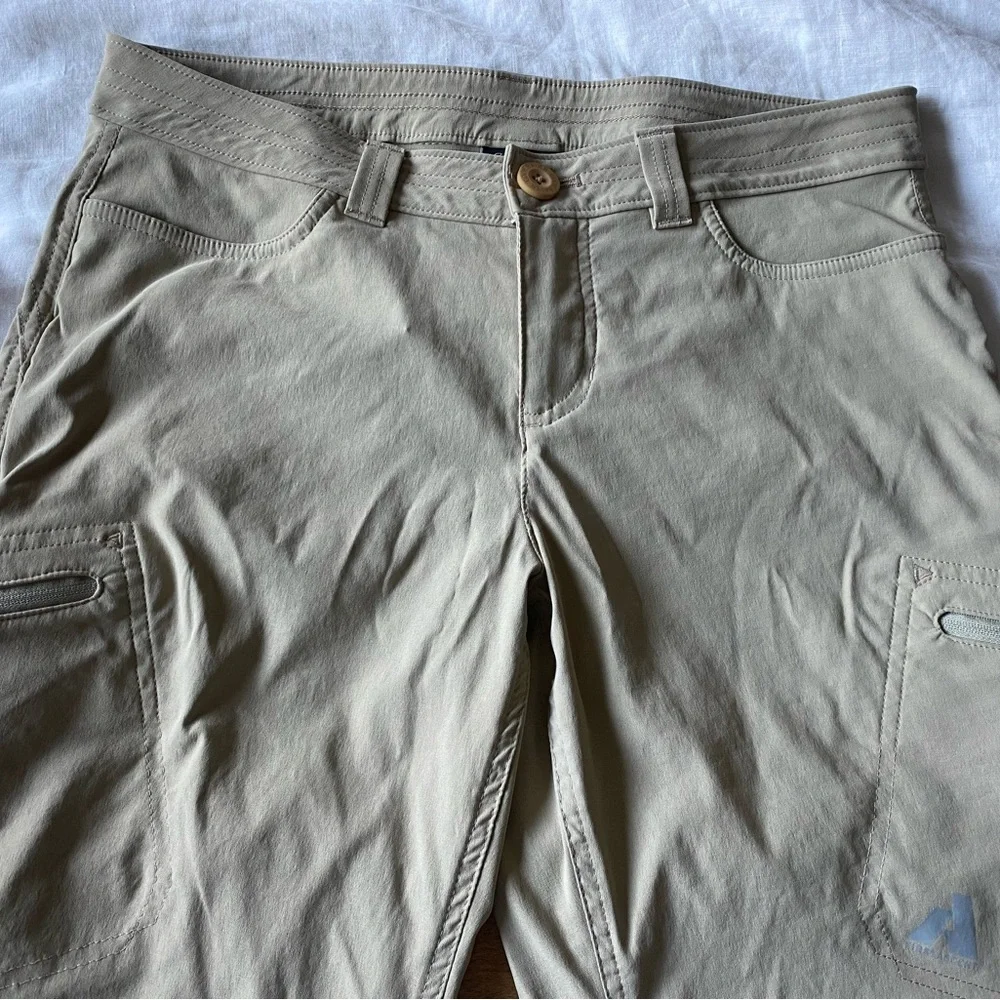 Eddie Bower - womans khaki pants - size 6 - Picture 6 of 7